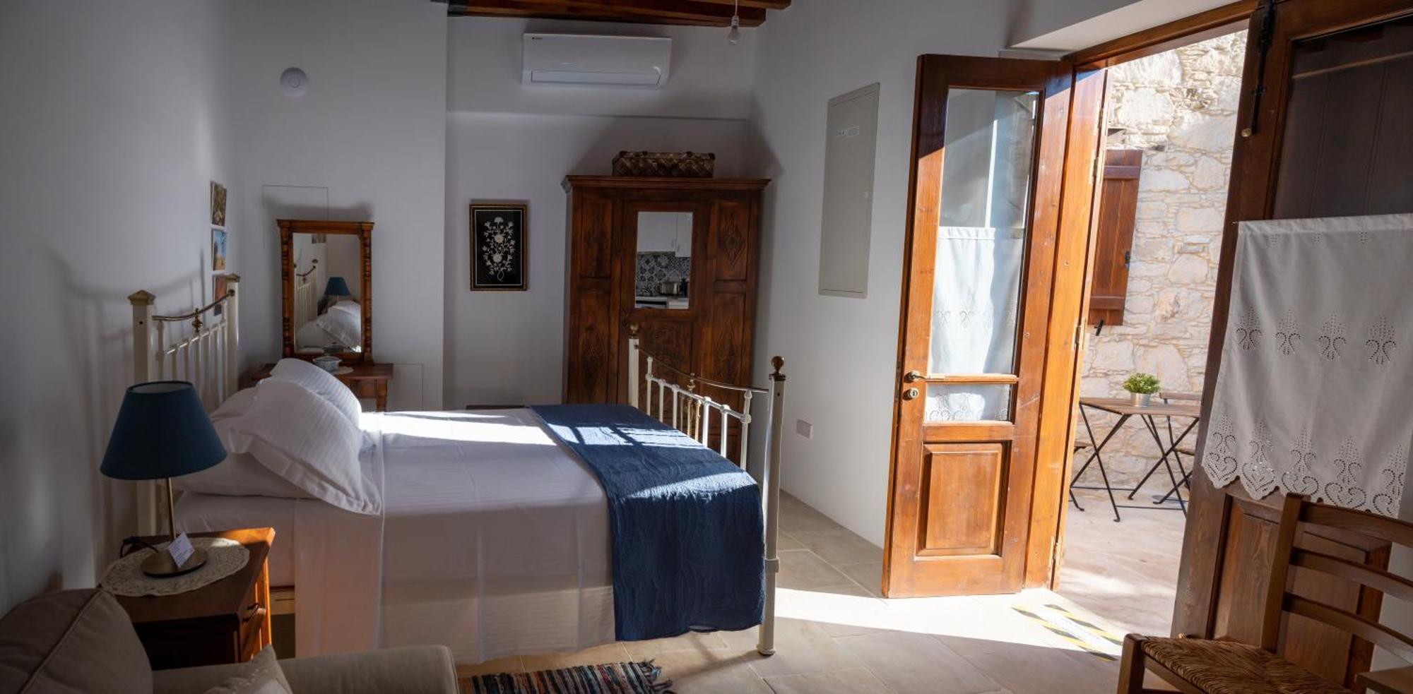Rothkia'S Home Parekklisia Phòng bức ảnh